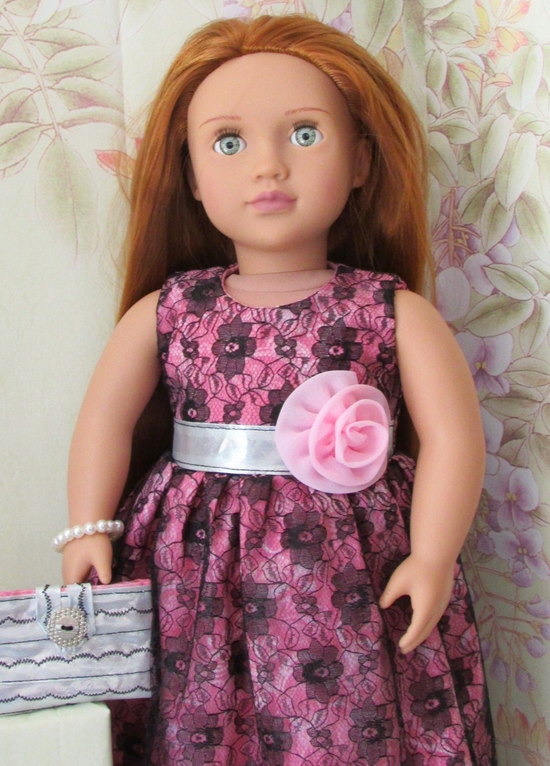 866   Black Lace & Pink Prom Dress, Silver Clutch Bag, Silver Shoes, Pearl Bracelet