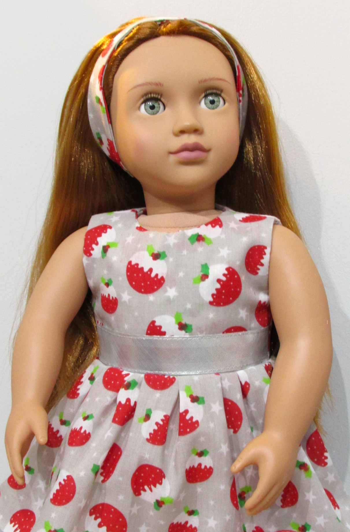 841   Christmas Puddings Dress, Shoes, Bag, Headband