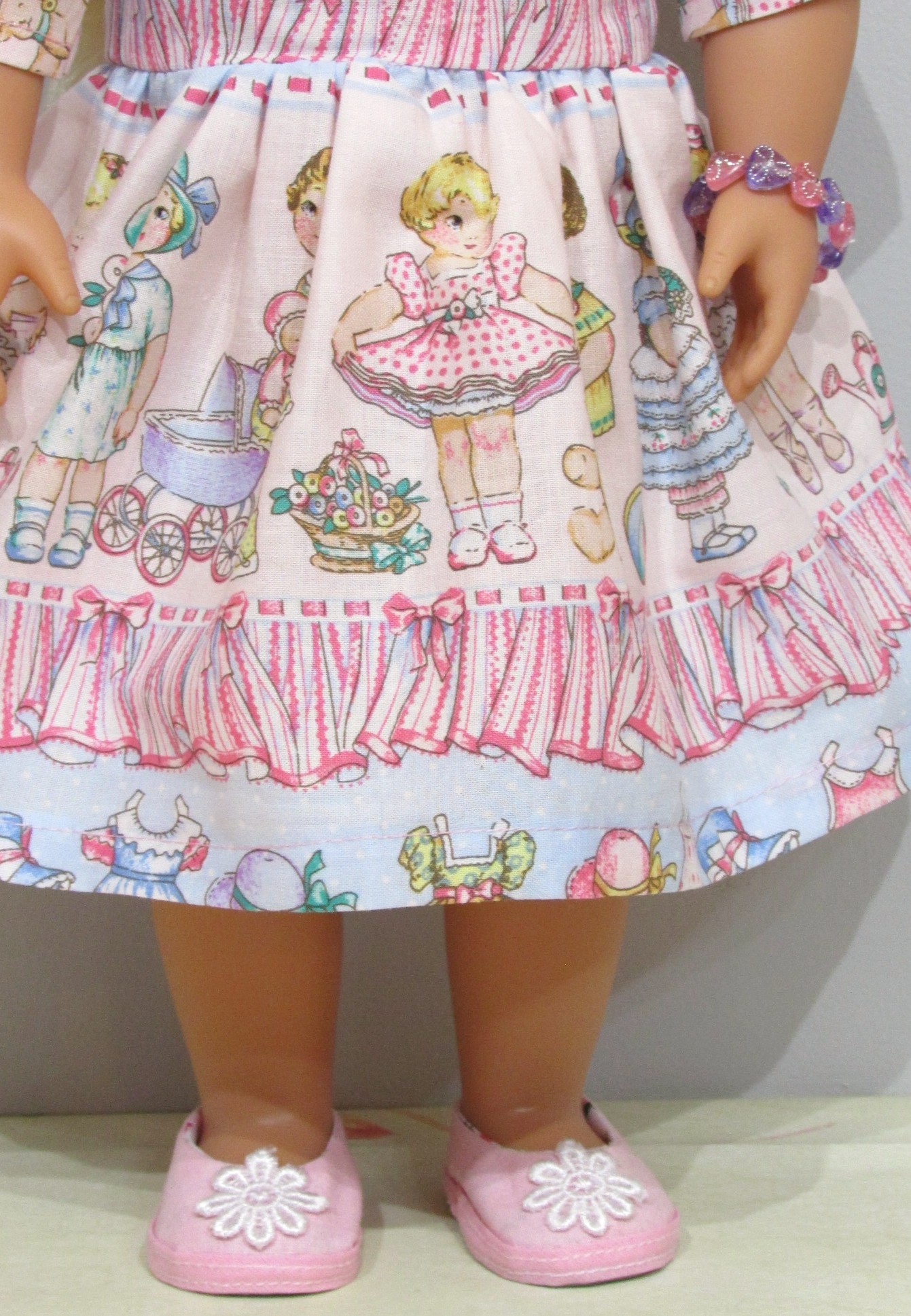 847   Pink Jacket, Paper Dolls Dress, Pink Shoes, Bracelet