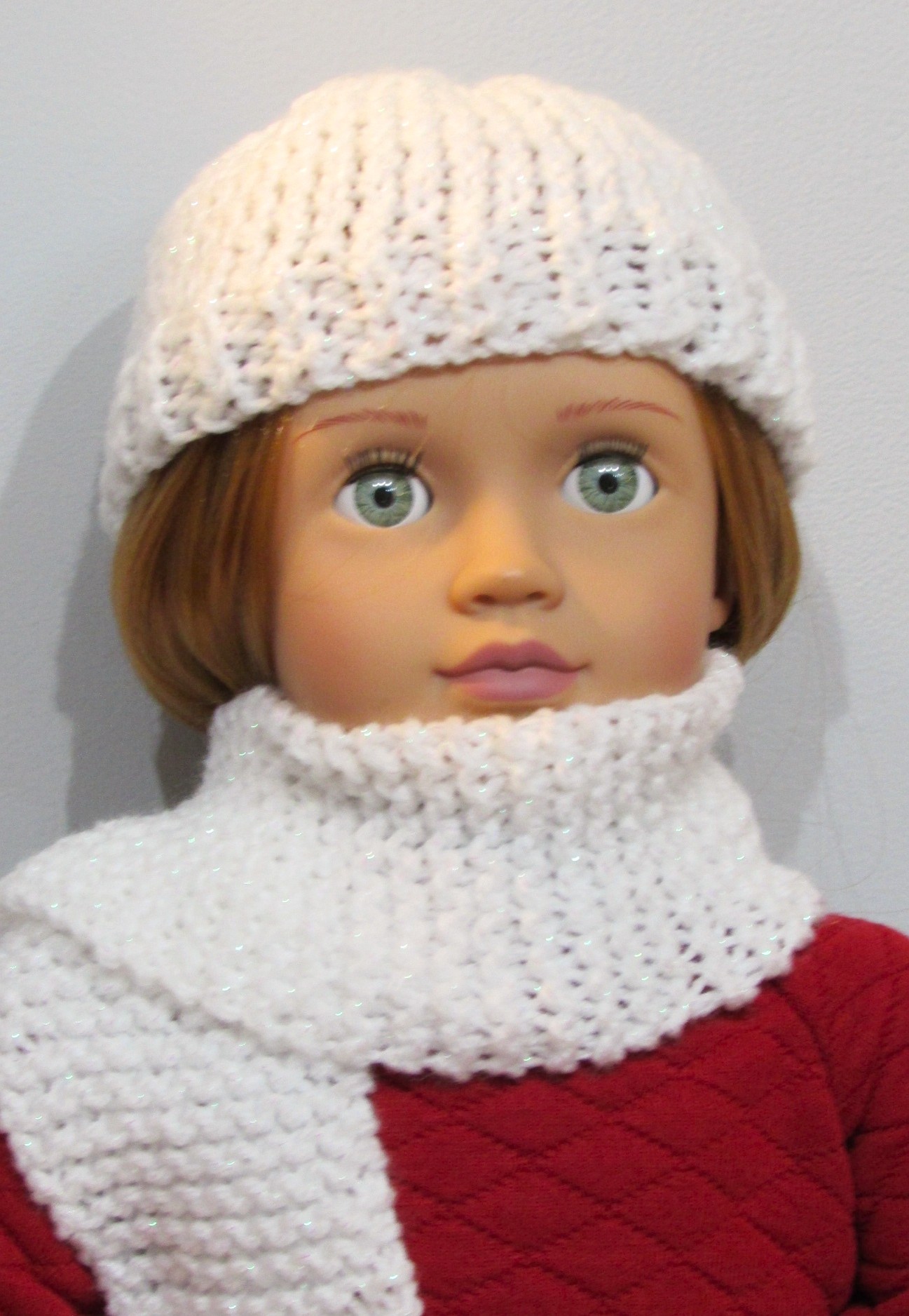 848  Red Diamond Top, Red Jeans, Hat & Scarf, Ugg style Boots