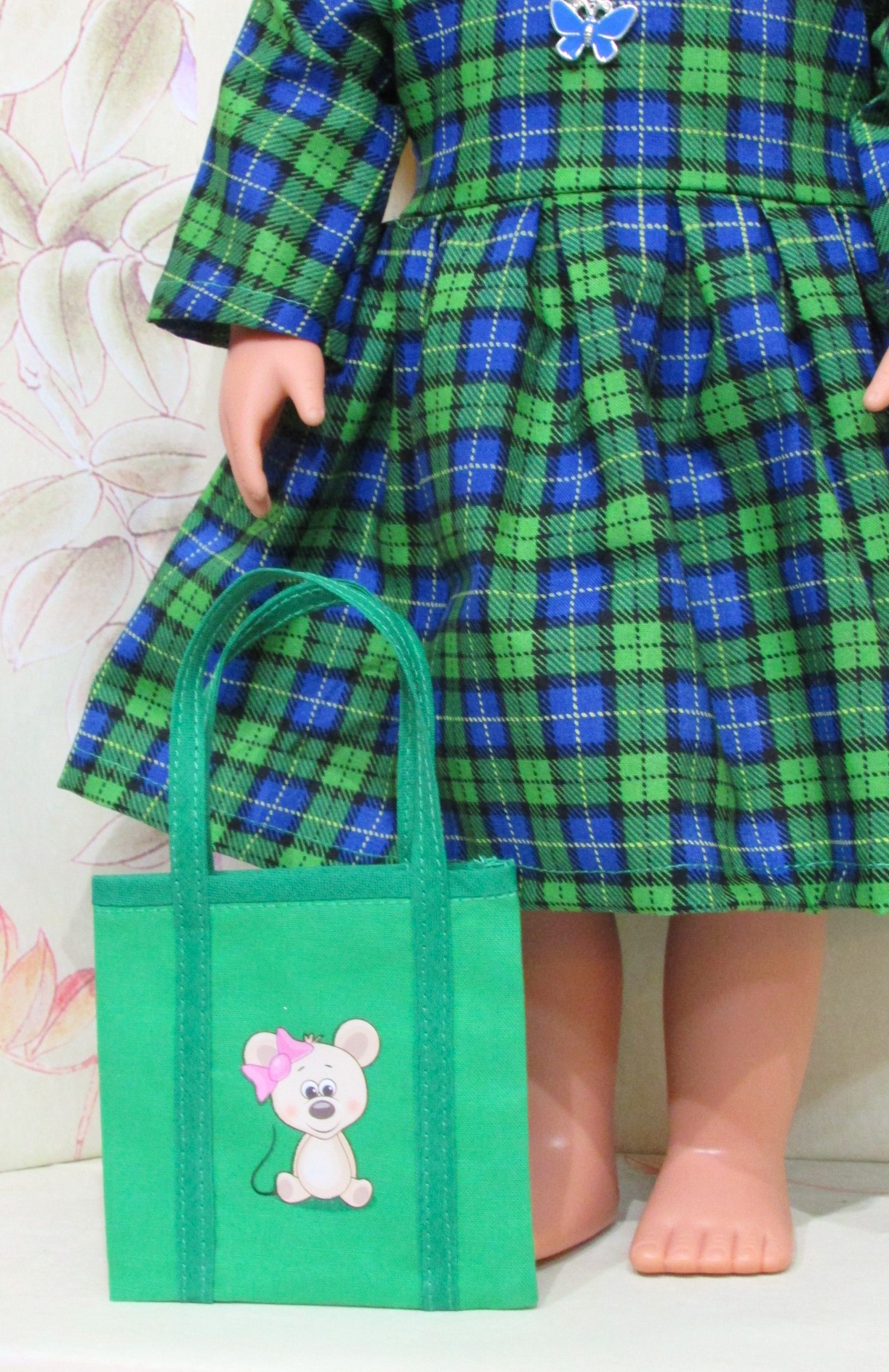 857   Black Watch Tartan Long Sleeved Dress, Mouse Bag, Necklace