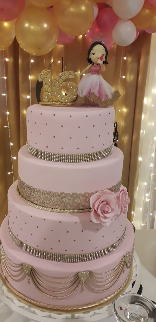 BOLO BEATRIZ RODRIGUES