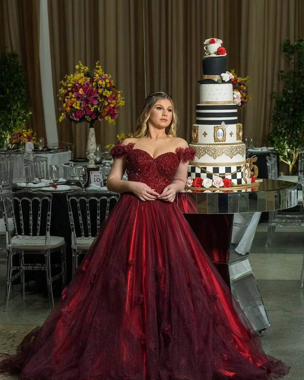 BOLO ALICE (KAROLINE)