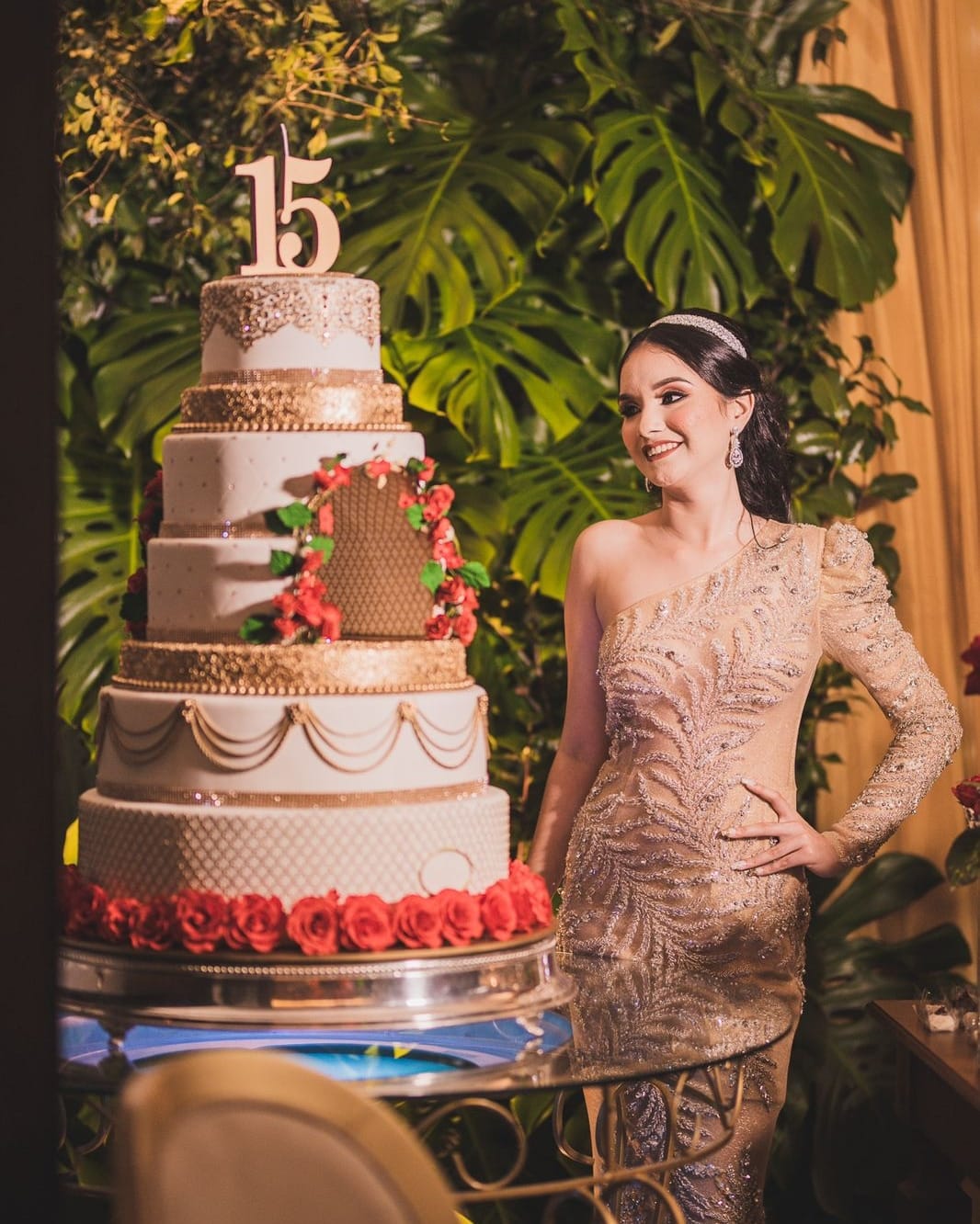 BOLO MARIANA (BELA E A FERA)