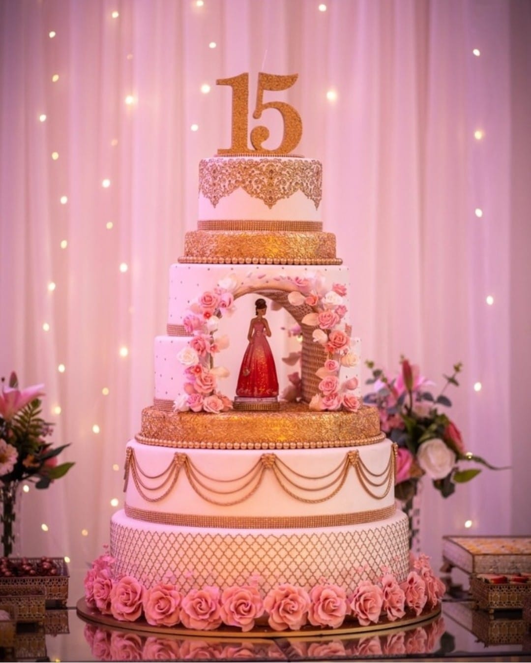 BOLO MARIANA (BELA E A FERA)