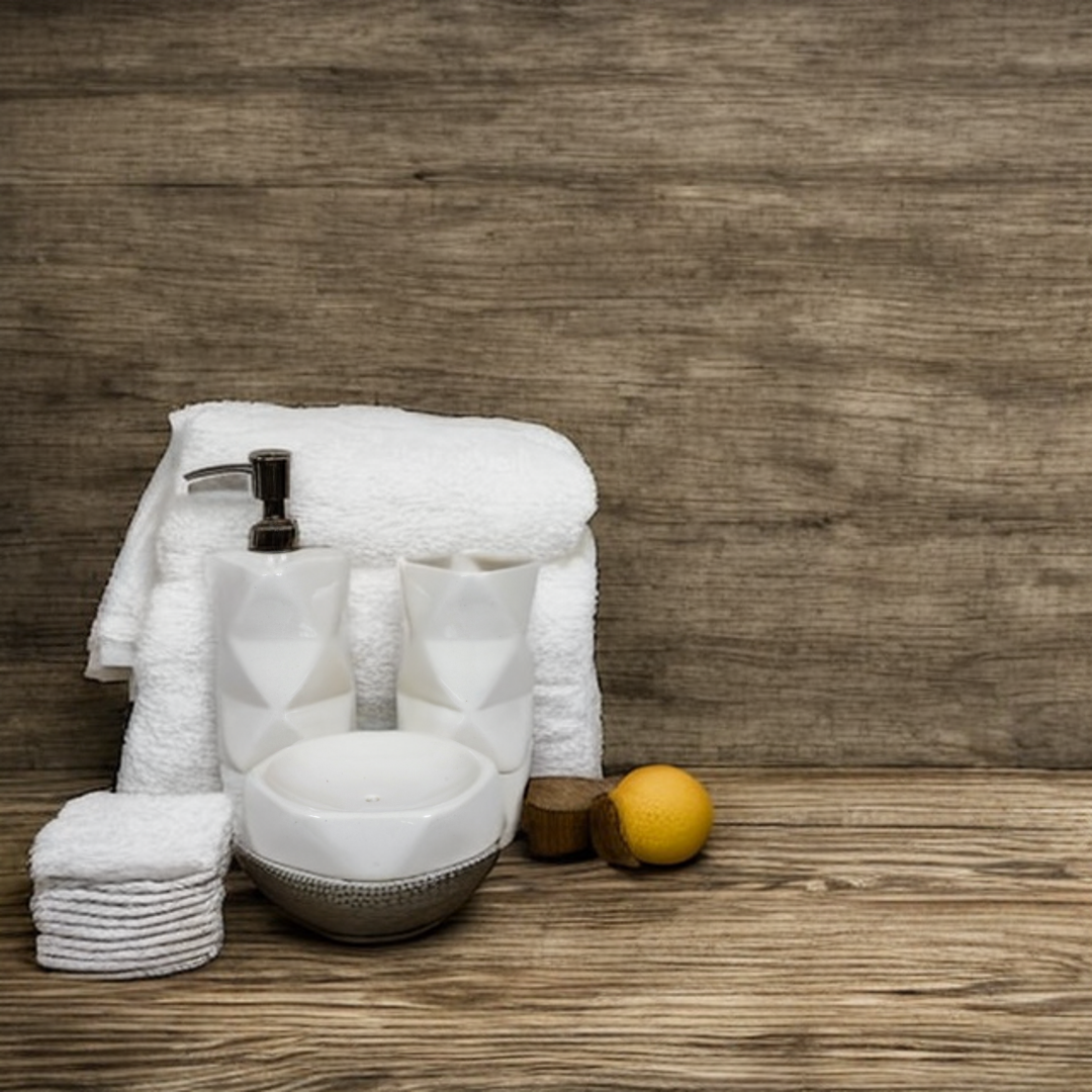 Diamond Cut Ceramic Bath Set (White)