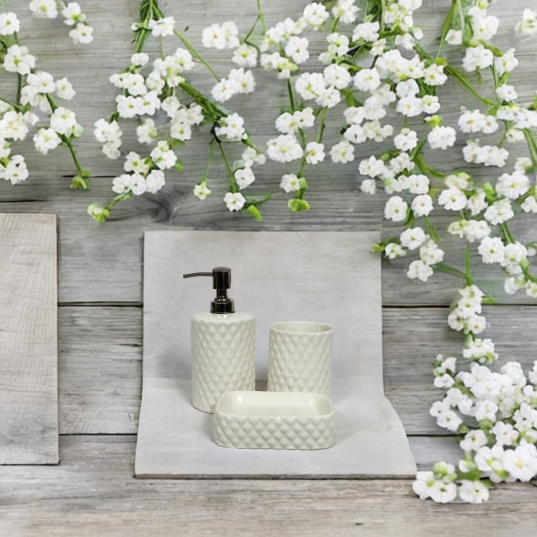 Diamond Pattern Ceramic Bath Set