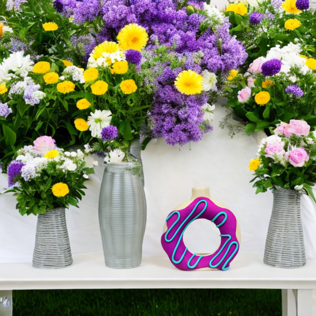 Swirl Donut Vase