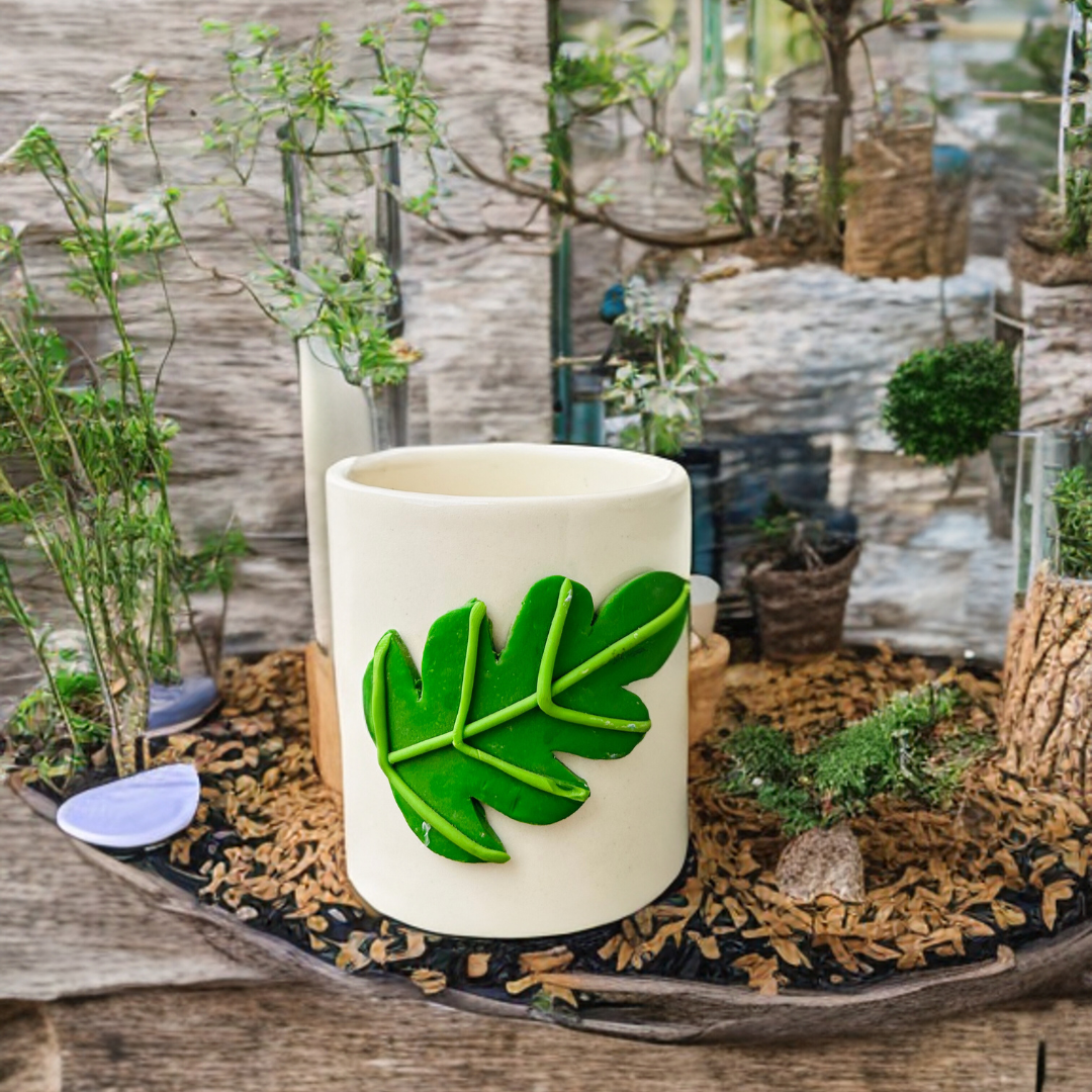 Imported Mini Planter (Leaf Clay Design)