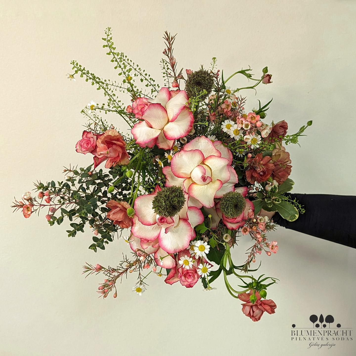 Dienos puokštė. Pristatymo paslauga