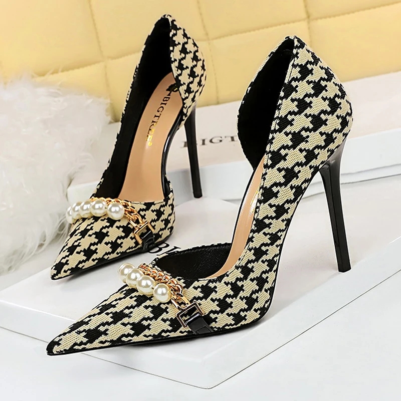 chaussures femme talon, Escarpins noirs, en métal perlé, talons fins, à carreaux, LIVRAISON GRATUITE