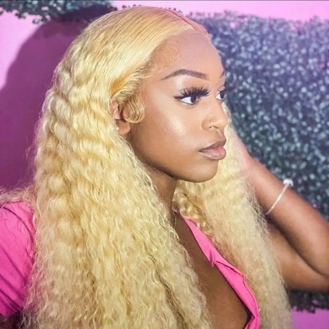 Perruque Brésilienne Cheveux Naturels Bouclés Blond Miel 613, 13x4 HD, ou 13x6, HD,  8 à 24 Pouces
