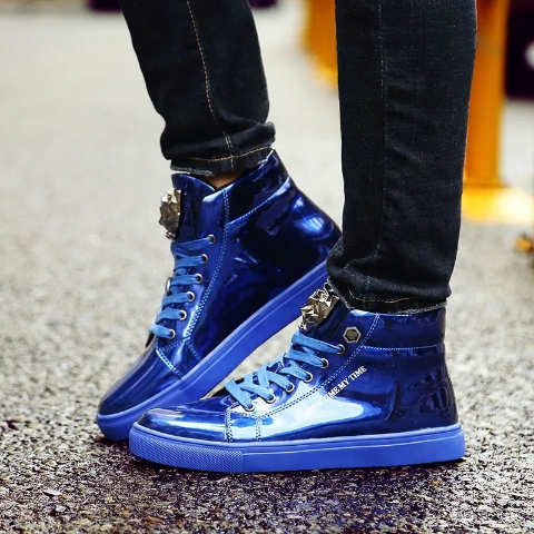 Baskets montantes bleues brillantes style British pour Homme