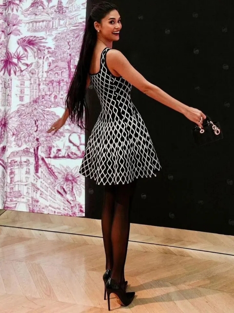 Robe courte à carreaux et col carré pour femme, mini robe trapèze et dos nu