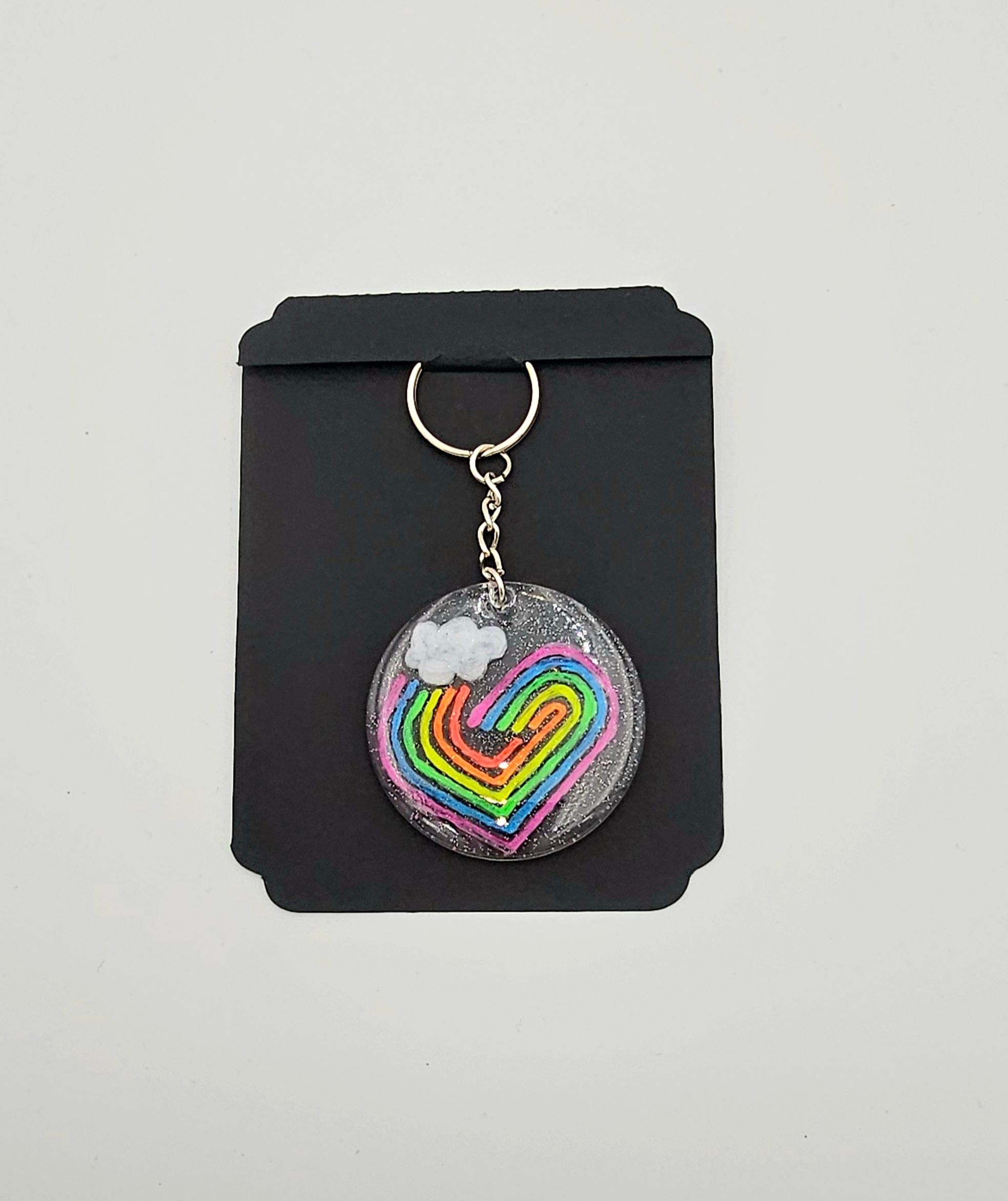 ✨🌈 Rainbow Heart Glow Keychain☁️💖