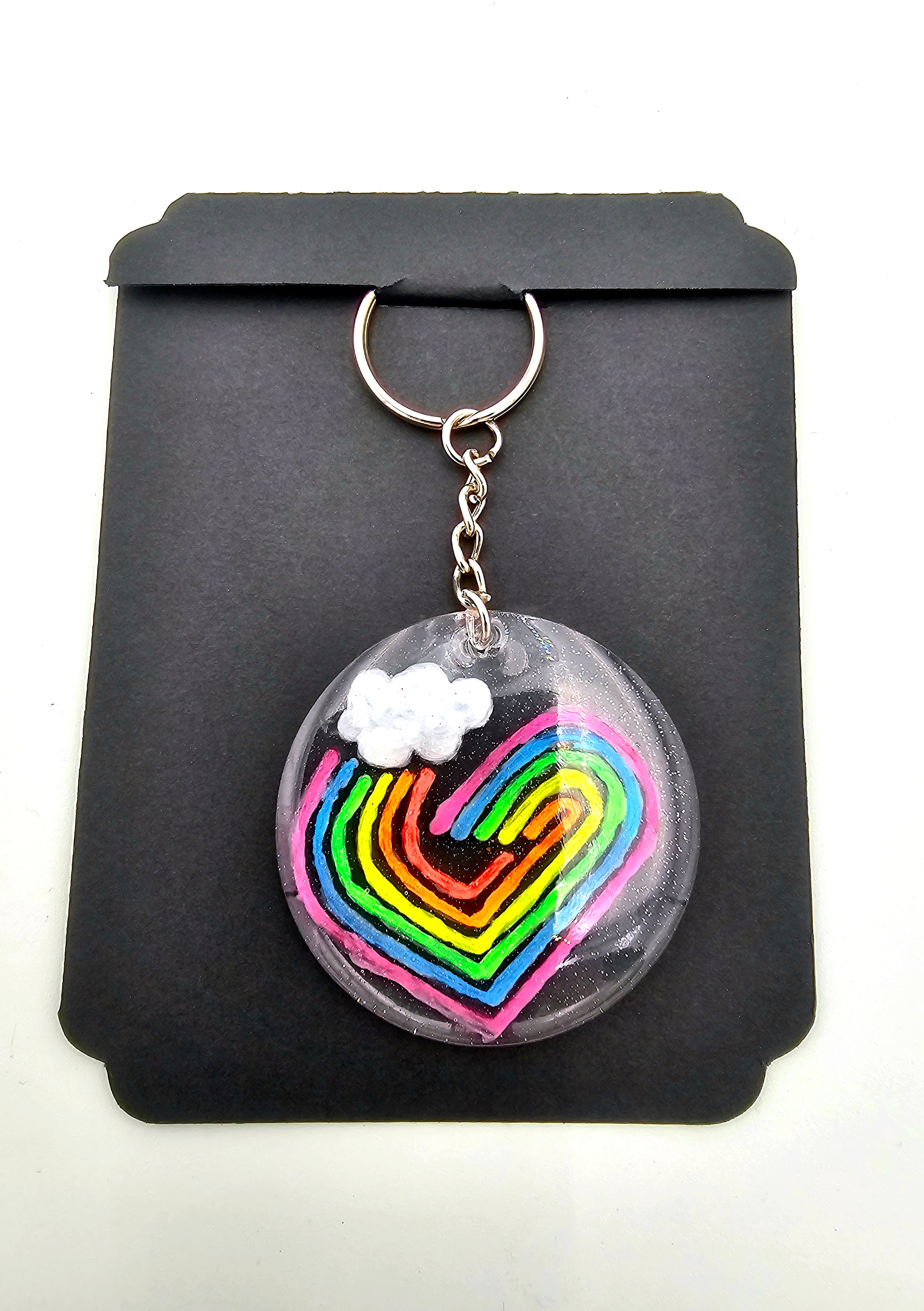 ✨🌈 Rainbow Heart Glow Keychain☁️💖