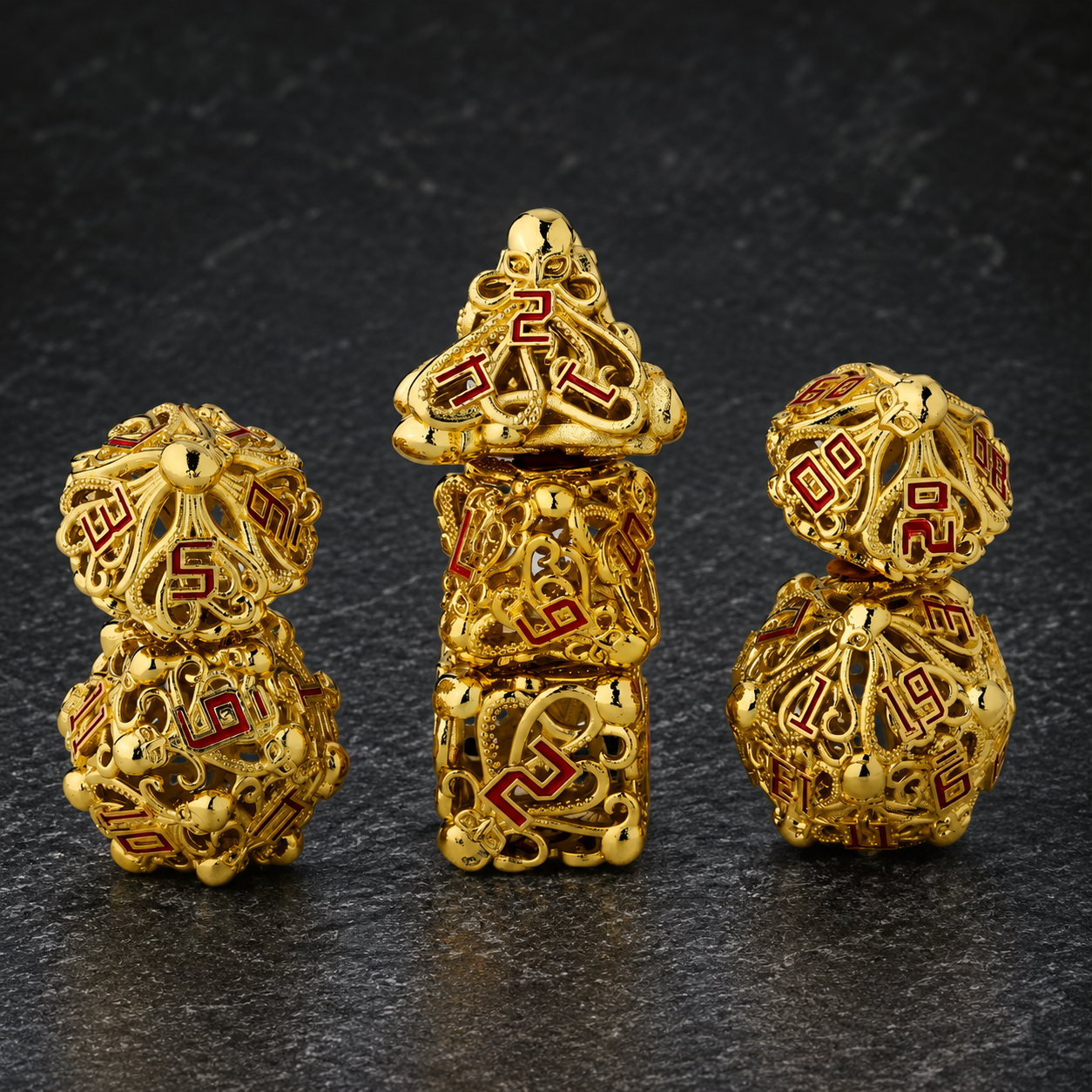 Set de dés en métal doré Ctulhu