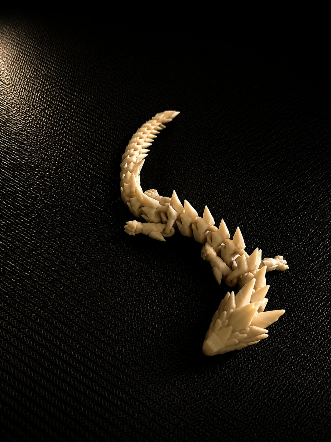 Dragon articulé en résine