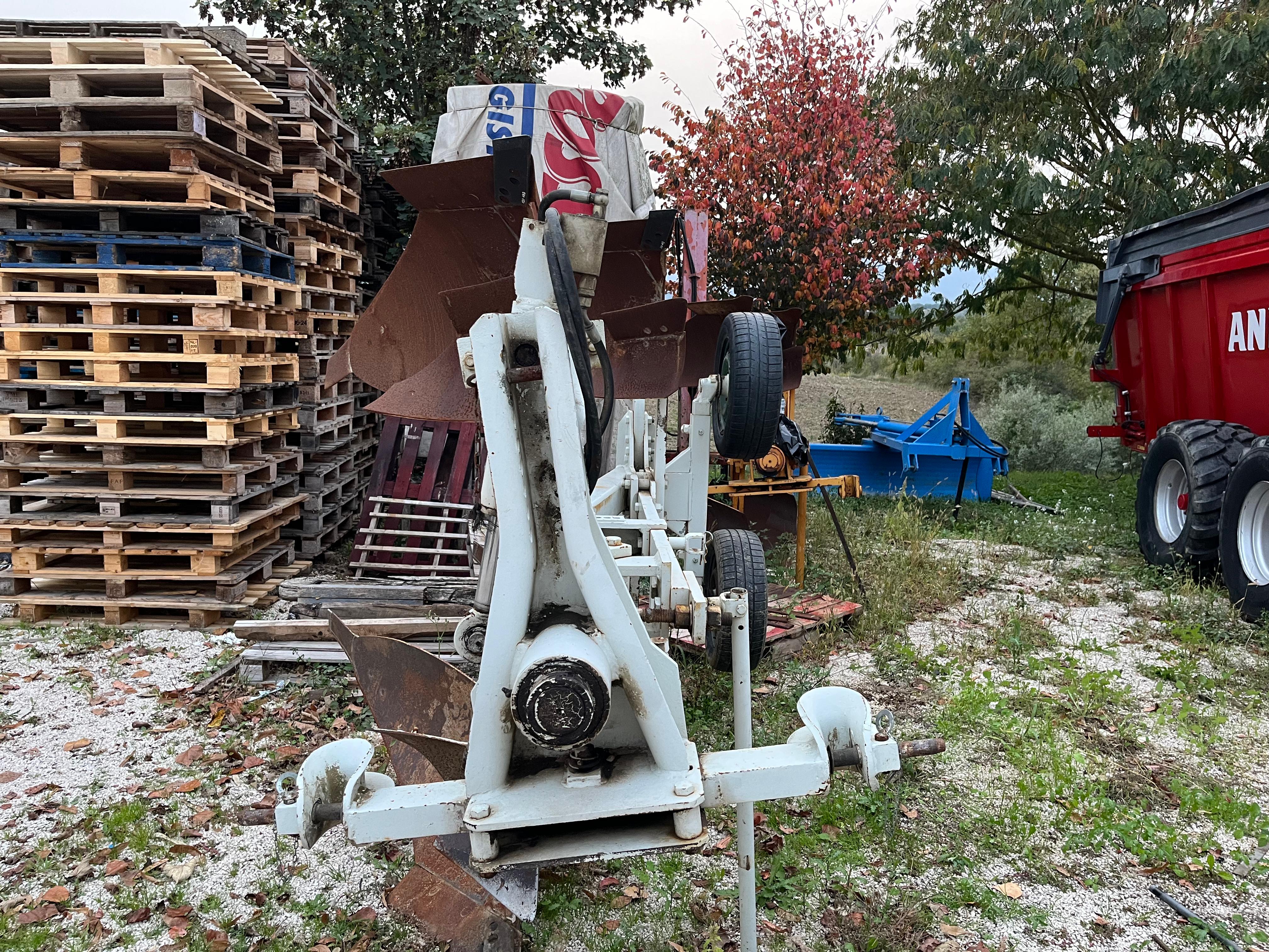 ARATRO BIVOMERE ER.MO