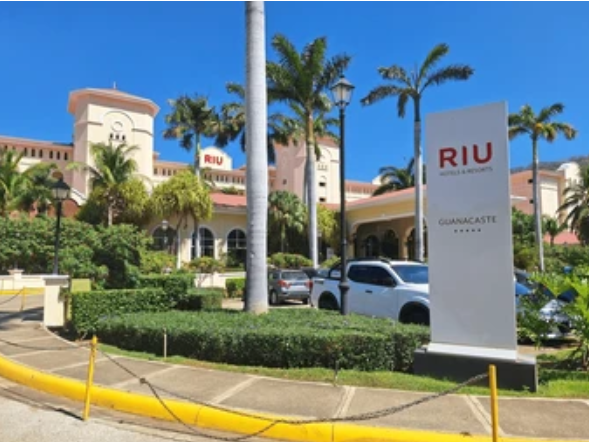 From La Fortuna / Arenal to Riu Palace / Riu Guanacaste