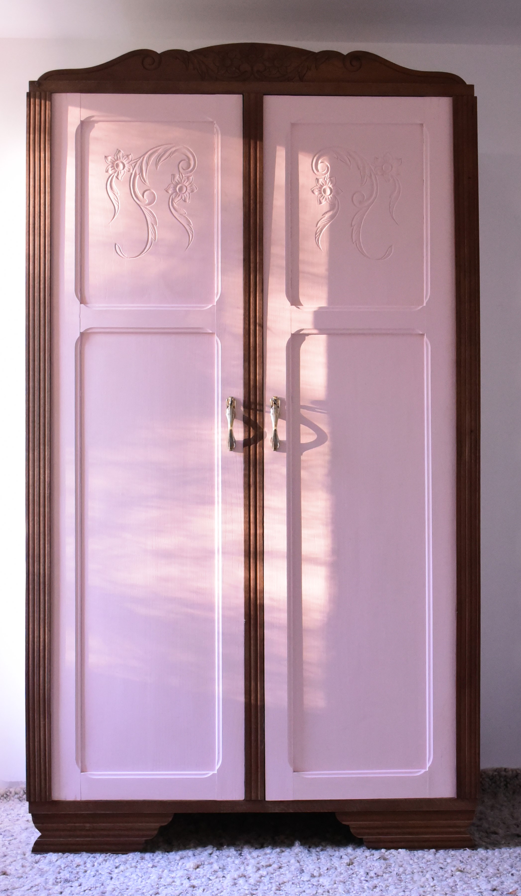 Armoire Art Déco rose tendre SOLD OUT