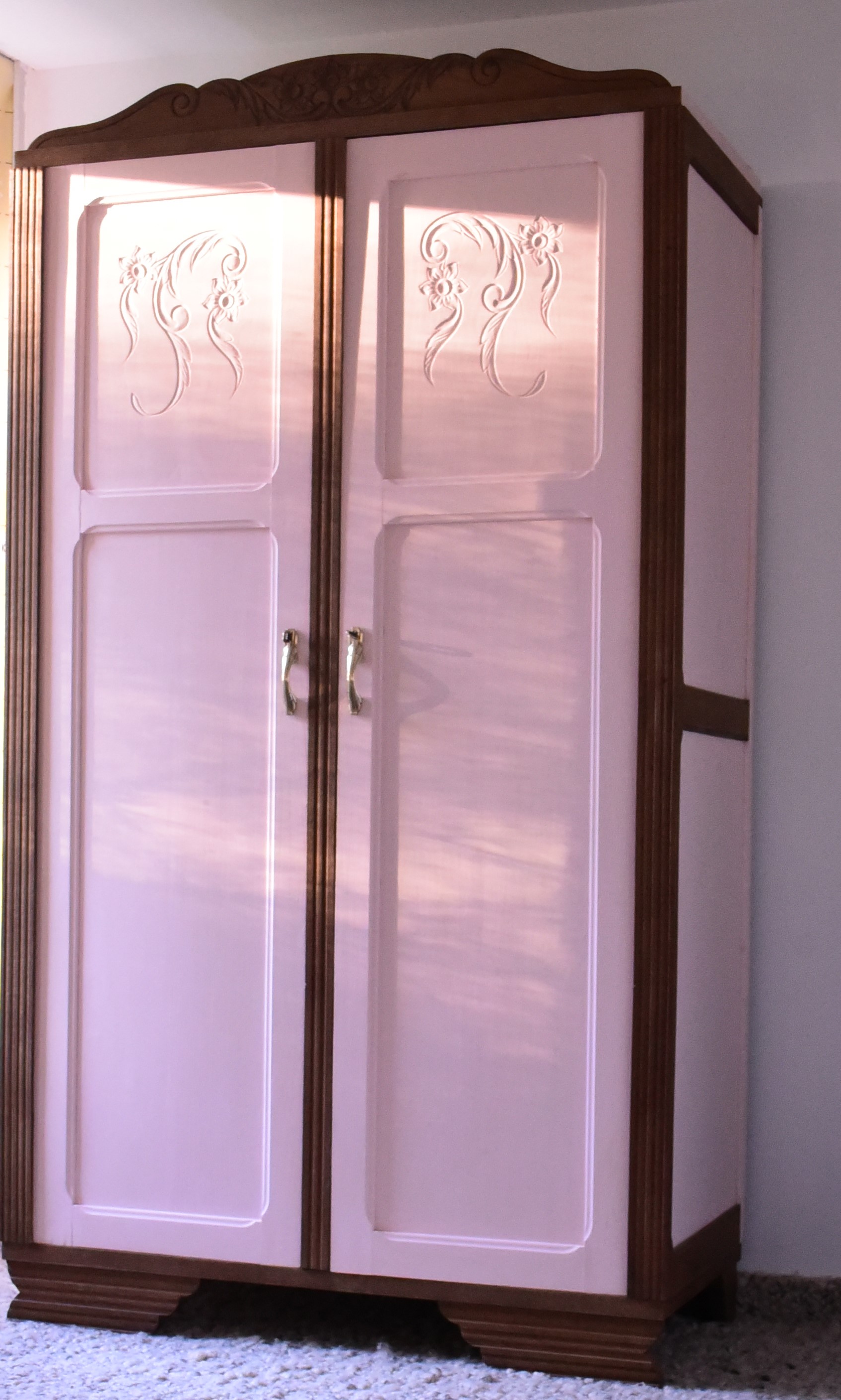 Armoire Art Déco rose tendre SOLD OUT