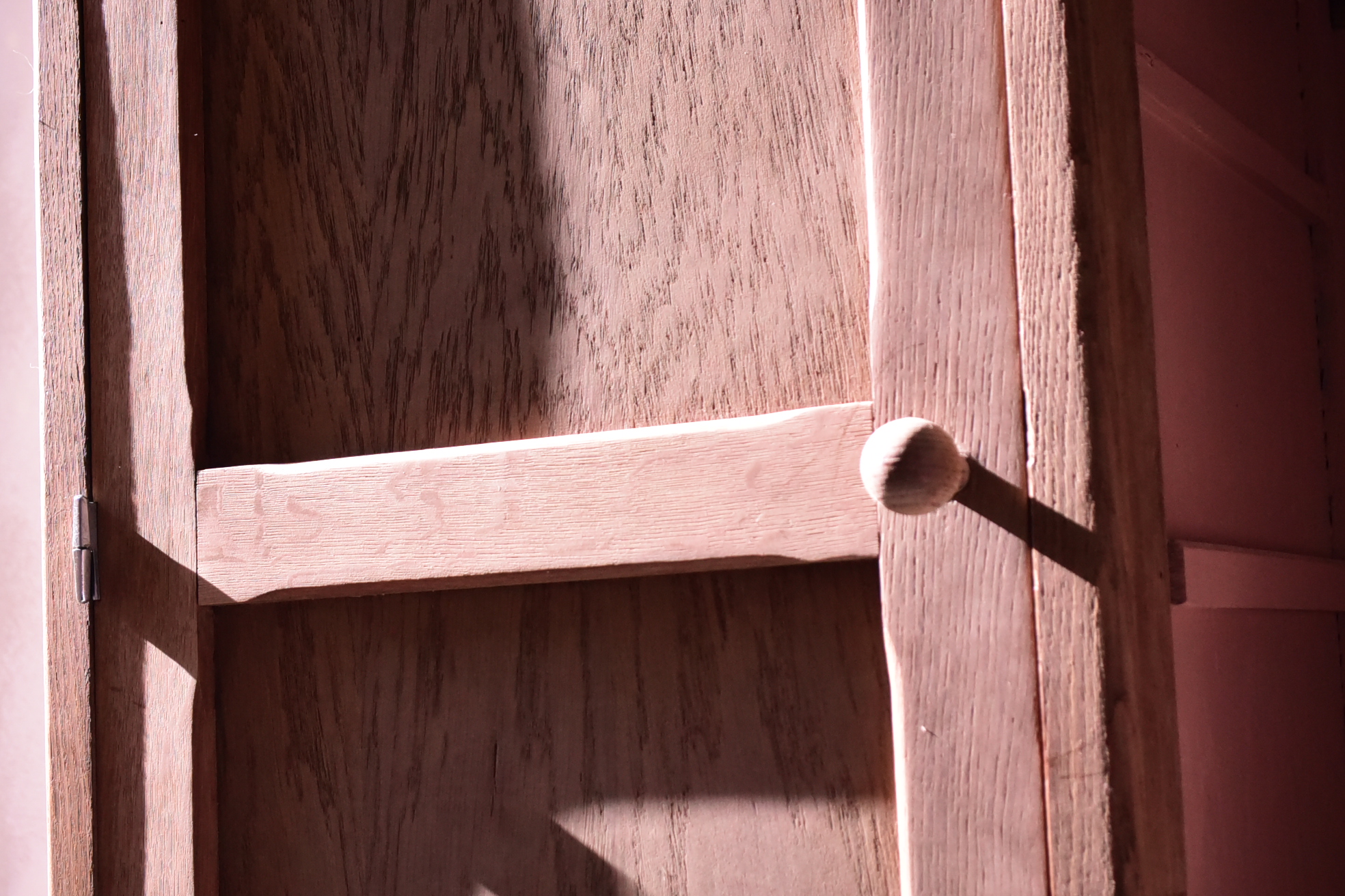 Armoire asymétrique 