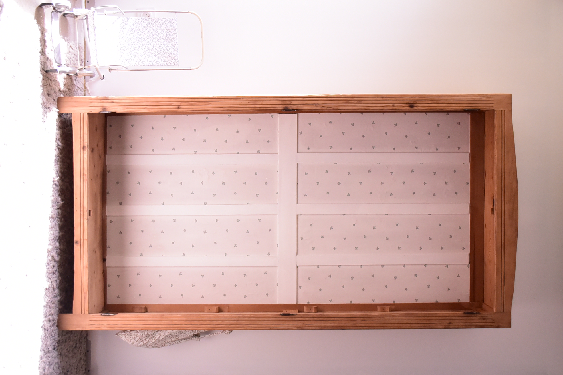 Armoire Vitrée Sold Out