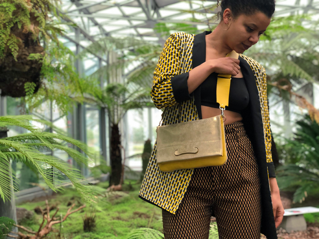 PATCH CLUTCH - WaxYellow