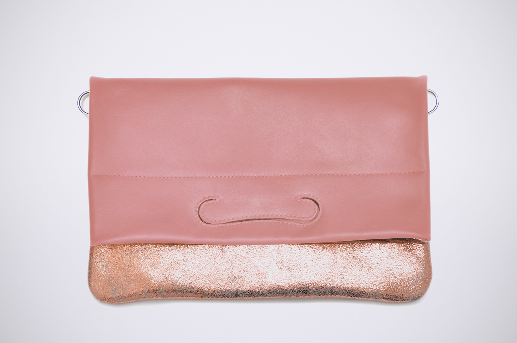 PATCH CLUTCH - WaxRose/Shiny