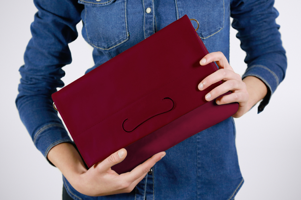 PATCH CLUTCH - WaxWine/Nubuck
