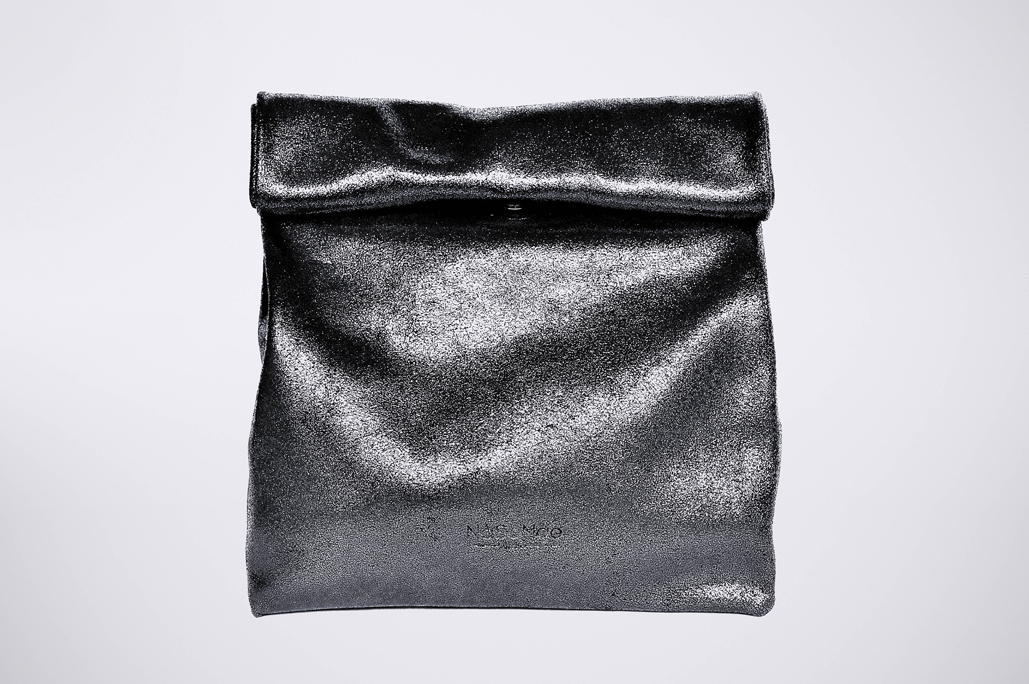 PAPER CLUTCH - ShinyBlack