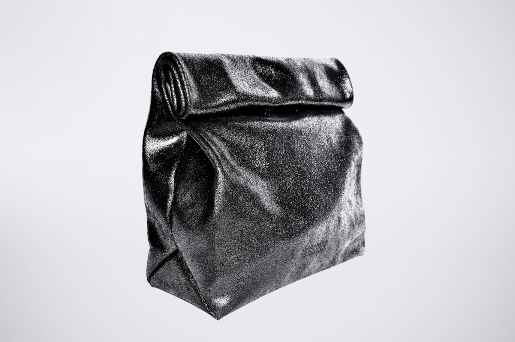 PAPER CLUTCH - ShinyBlack
