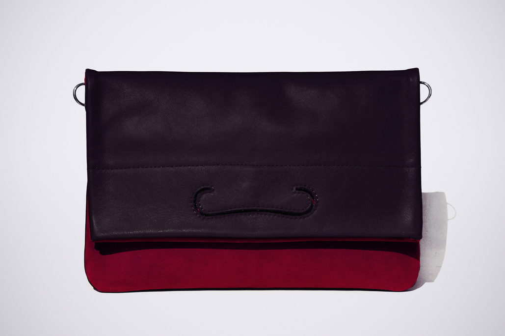 PATCH CLUTCH - WaxBlack/Nubuck