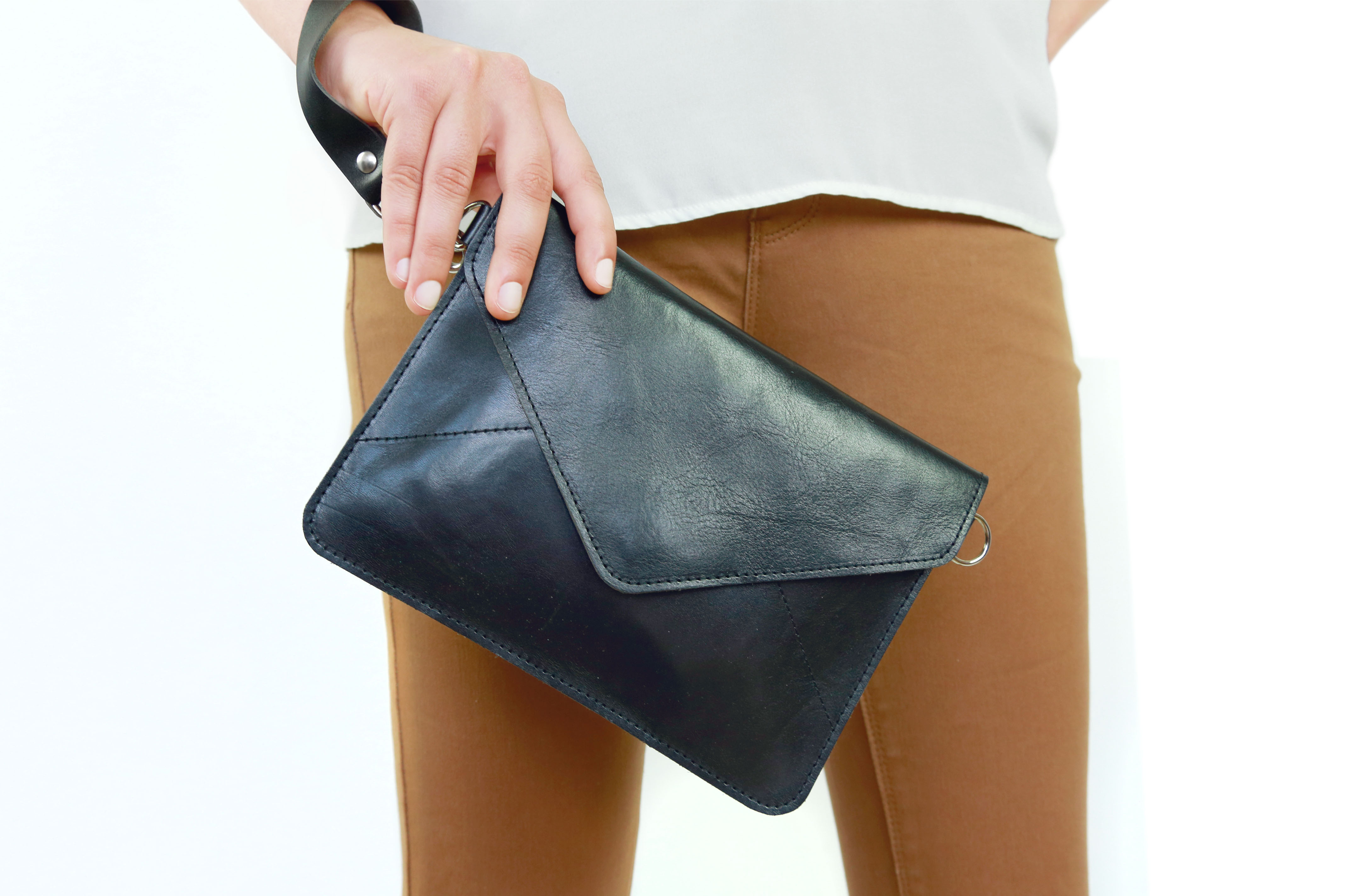 ENVELOPE - Vegetal Black