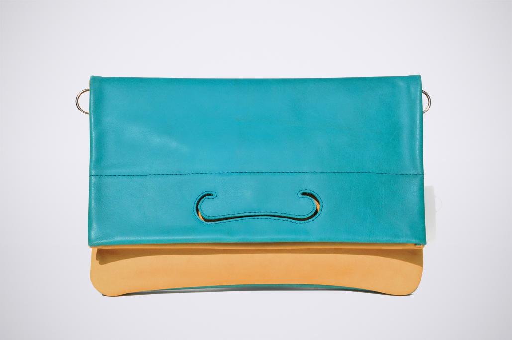 PATCH CLUTCH - WaxAqua / NubuckCamel