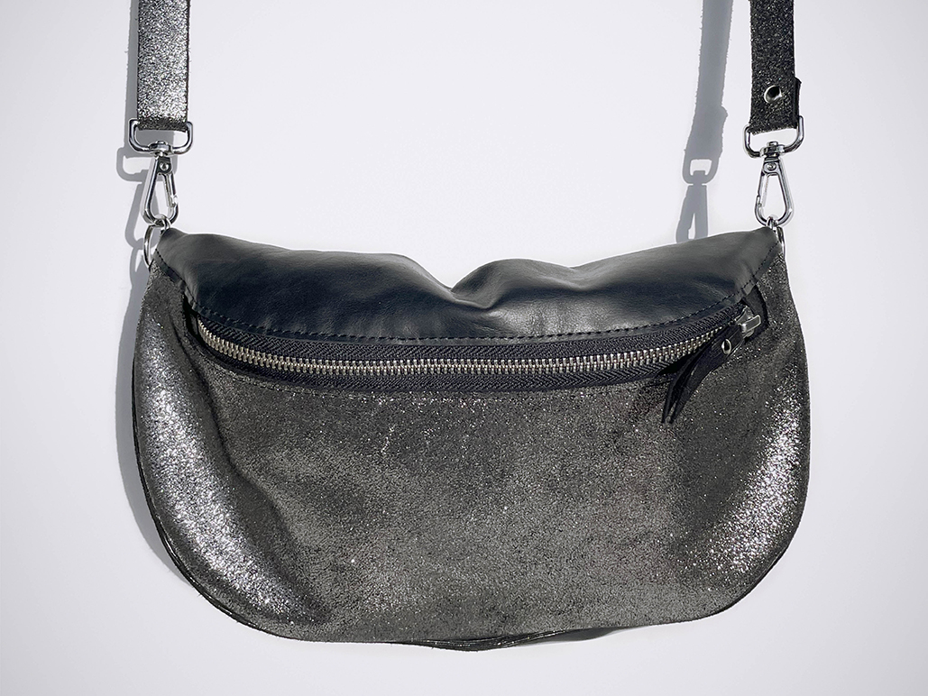 BANANA - WaxBlack / ShinyBlack