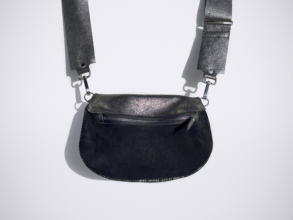 BANANA MINI - ShinyBlack / SuedeBlack