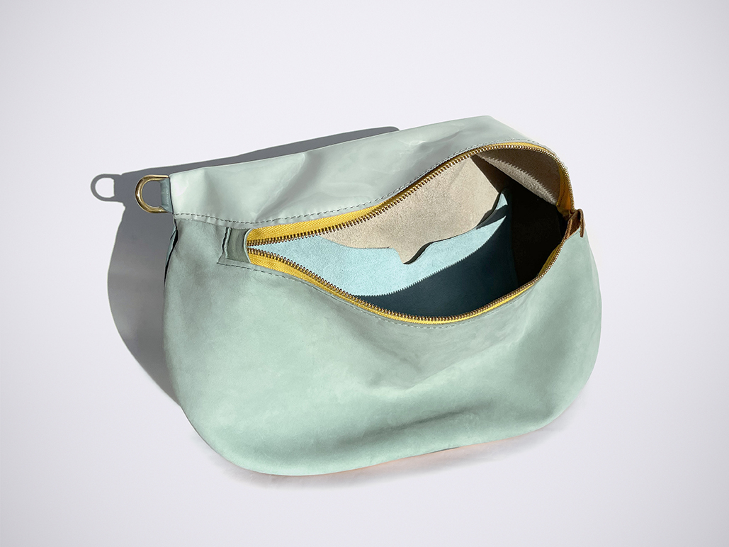 BANANA - GlossyLightBlue / NubuckCamel