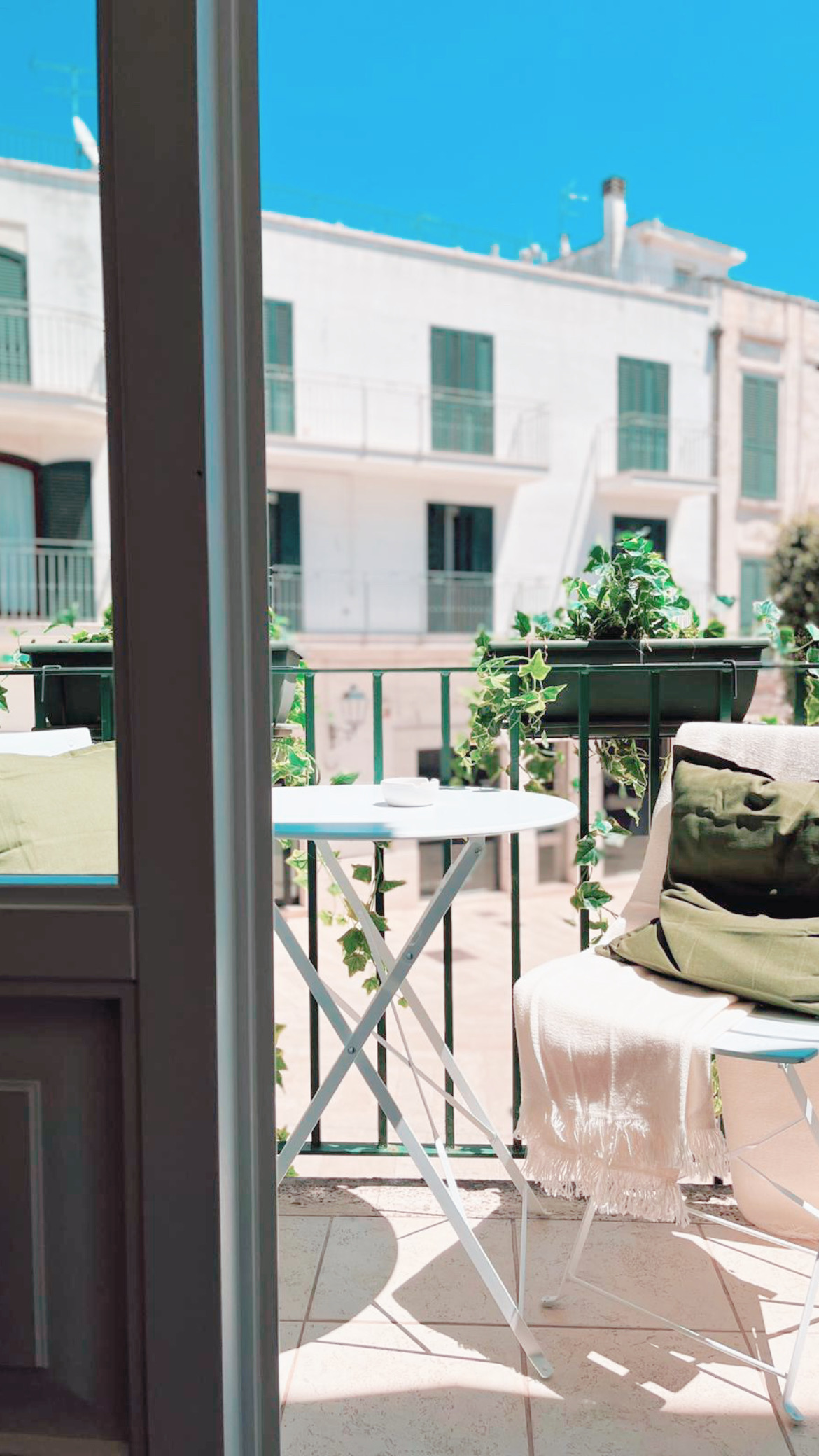 Via Cucci, 5 - Double Room with Balcony / Camera Matrimoniale con Balcone