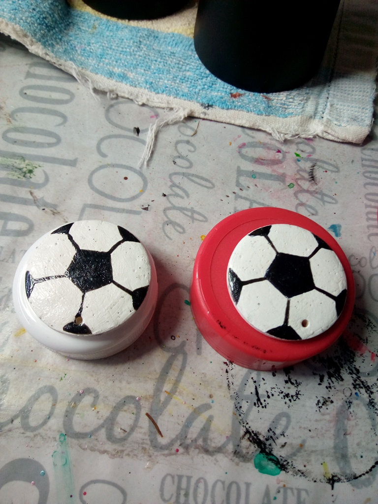 Boucle d'oreille ballon de foot