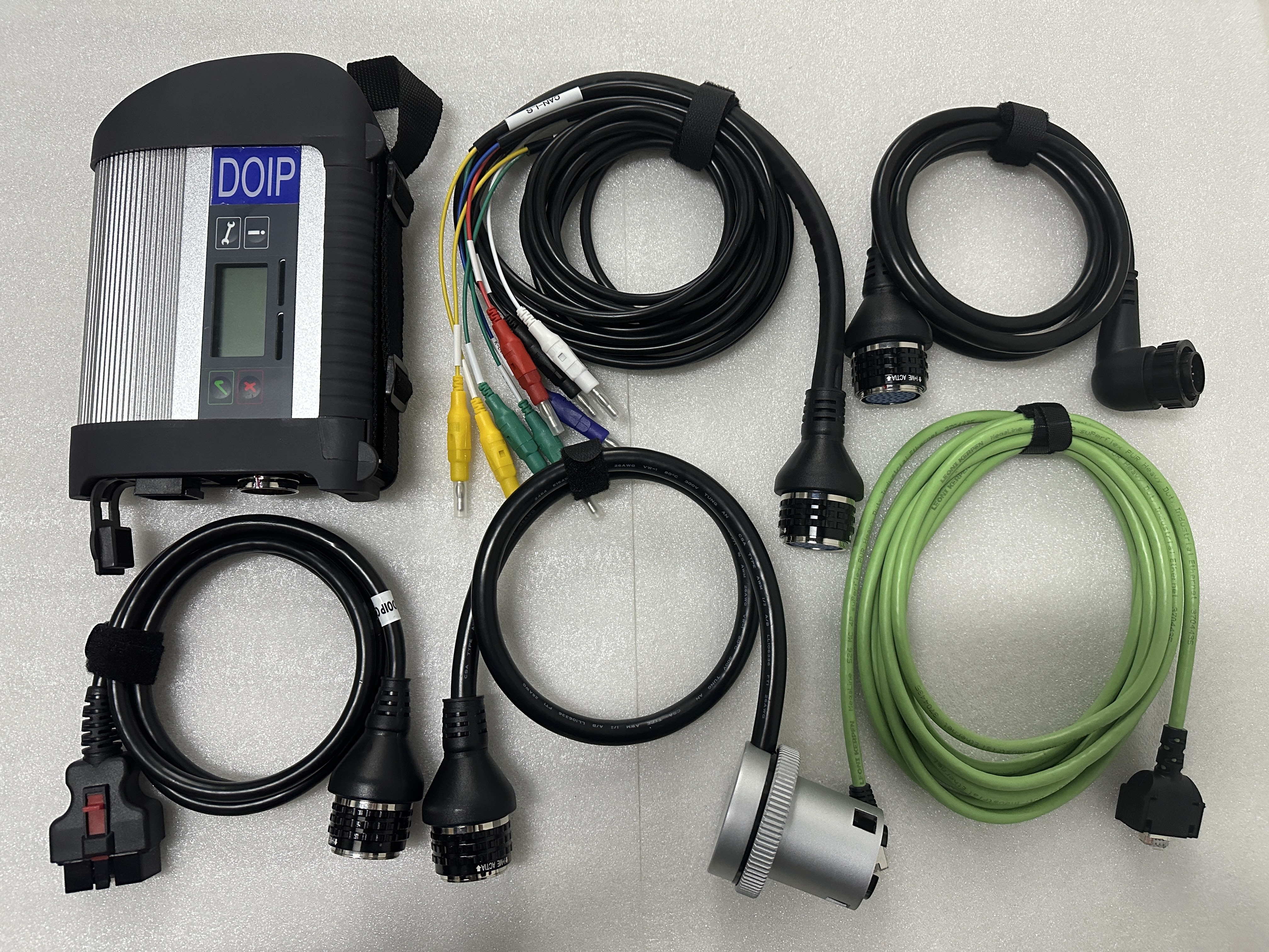 MB STAR C4 Star Diagnosis For Benz /Mercedes 12V-24V Truck Full Chip Multiplexer Auto Diagnostic Tool Support Wireless C4 Doip Without SDD