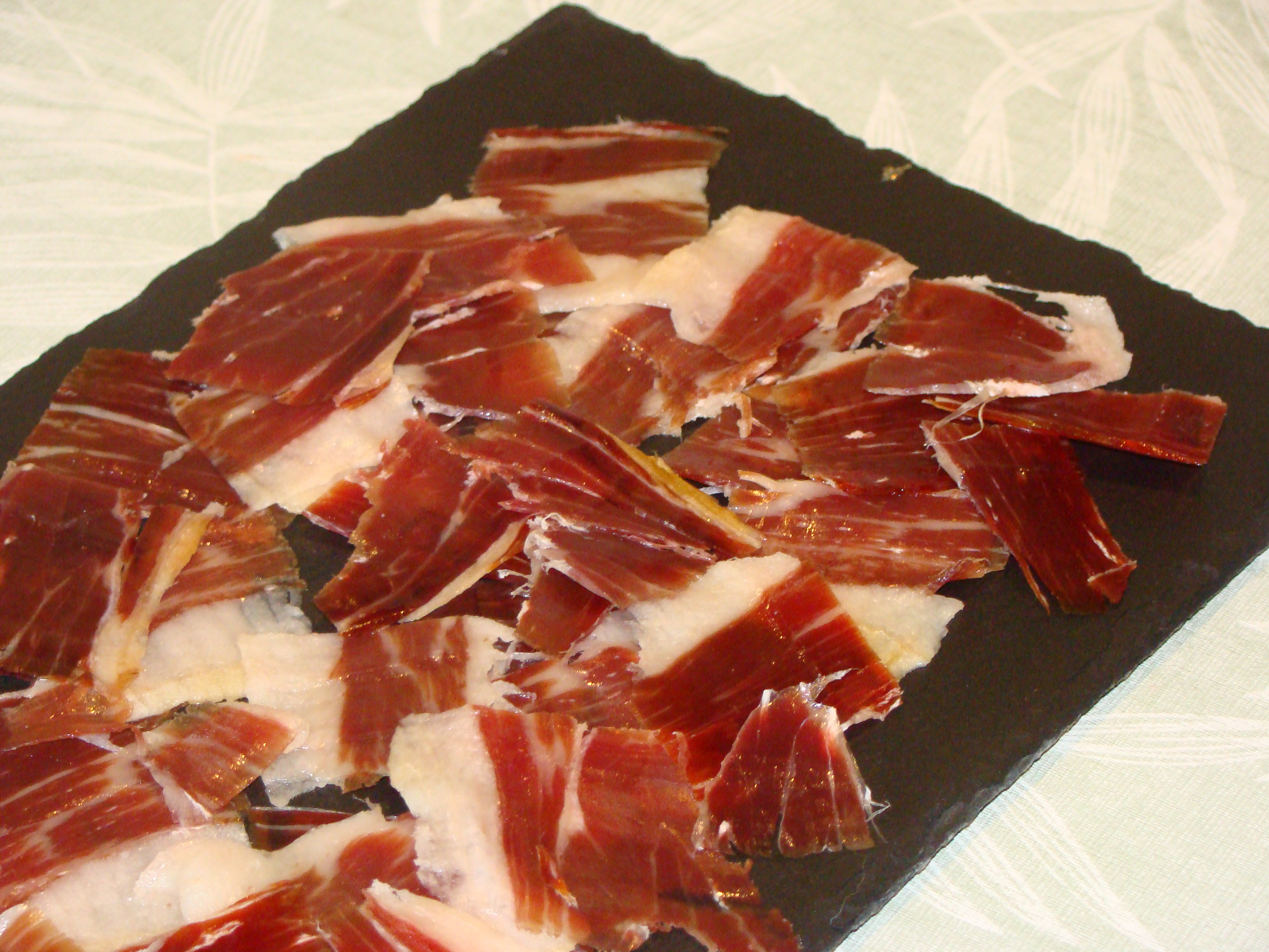 Presunto Ibérico 100% de bolota fatiado, 100g cortado à faca
