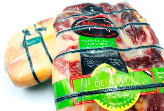Presunto Ibérico 50% de ração sem osso