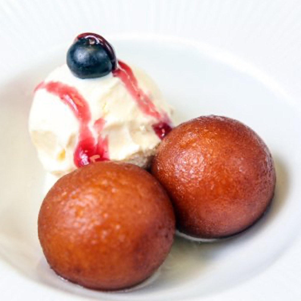 Gulab jamun with ice-cream