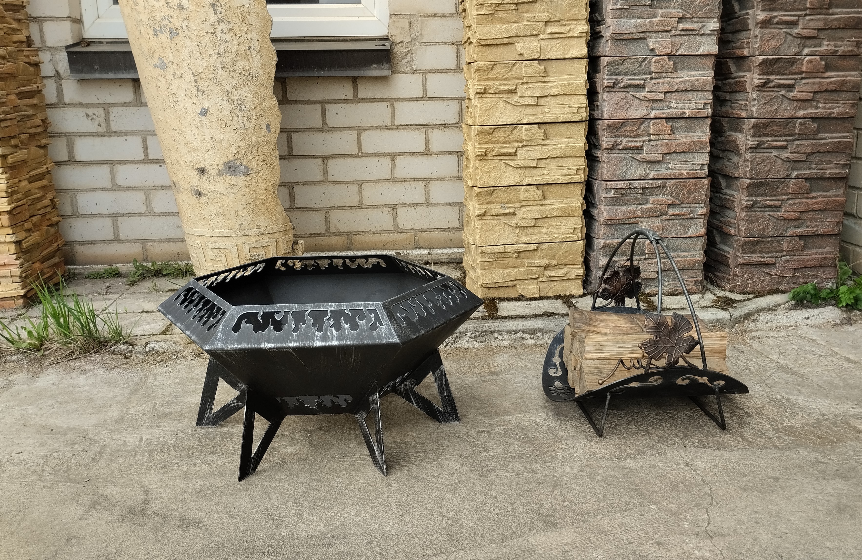 Ugniakuras - laužavietė "Liepsnelė"