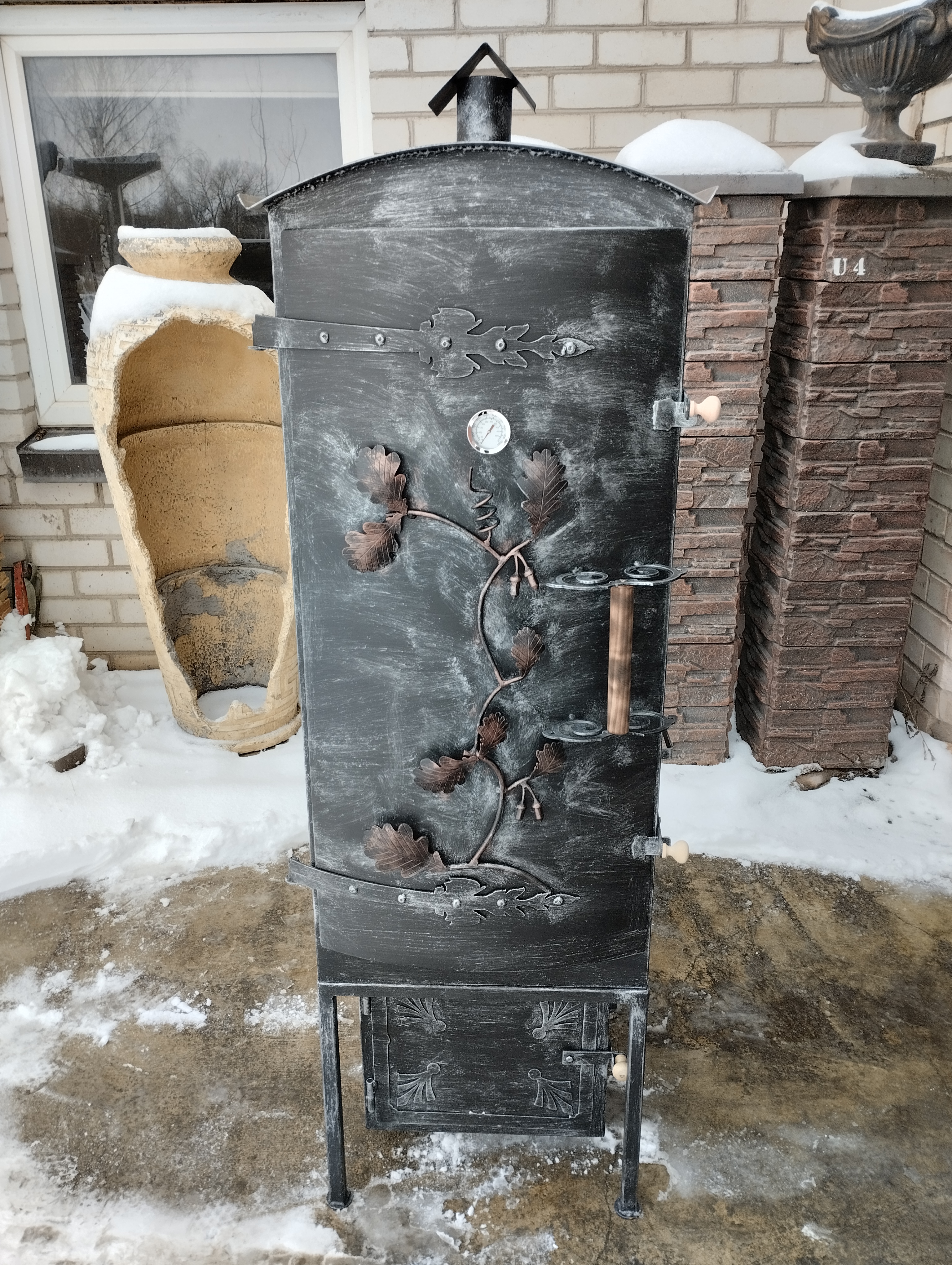 Rūkykla karšto rūkymo "Ažuolo šakelė"