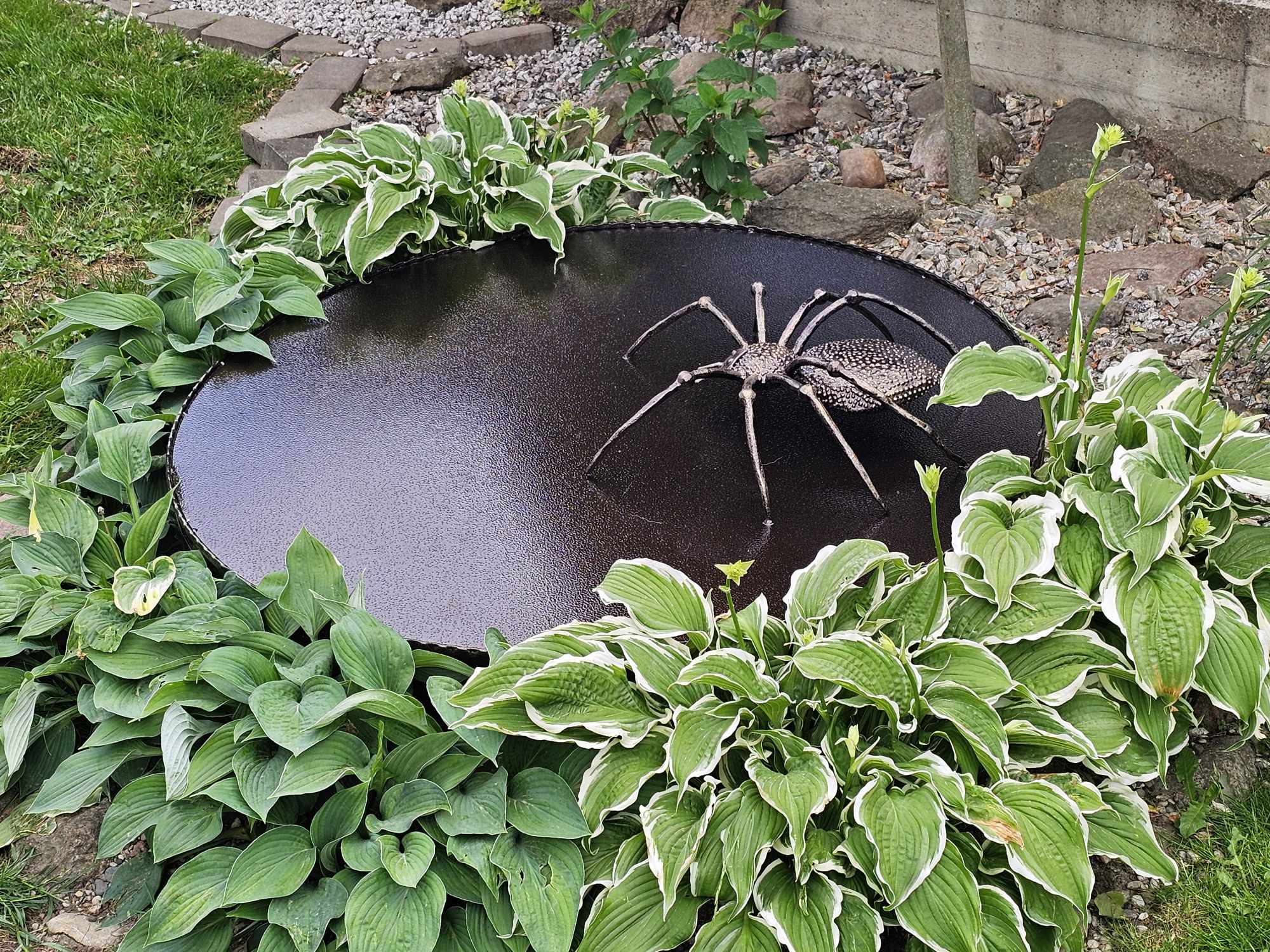 Šulinio dangtis "Voras"