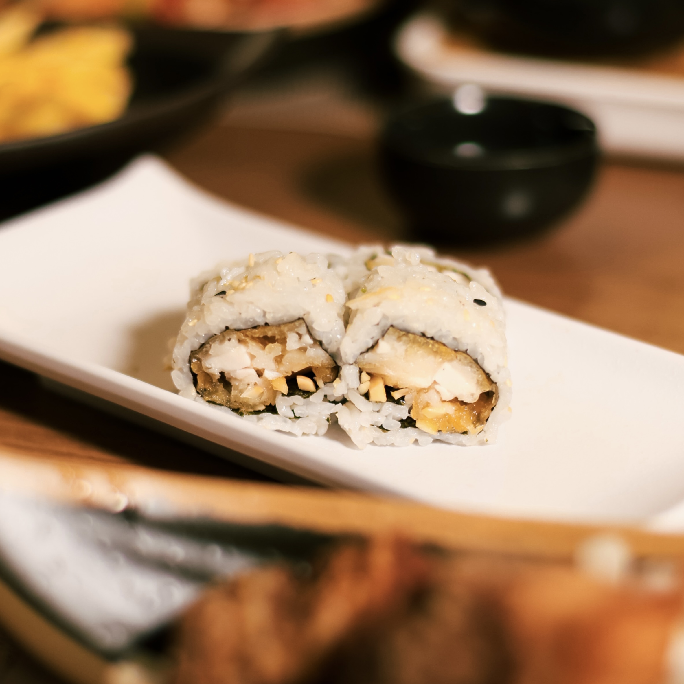 99 Maki Pollo (4und)