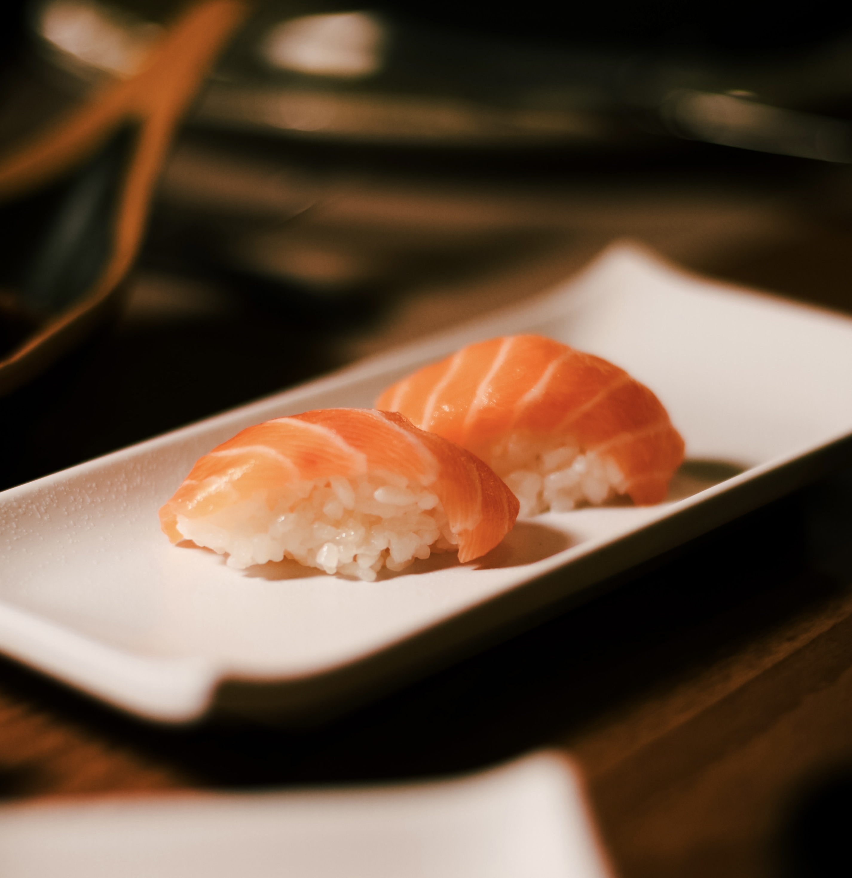 77 Sushi Salmón (2und)